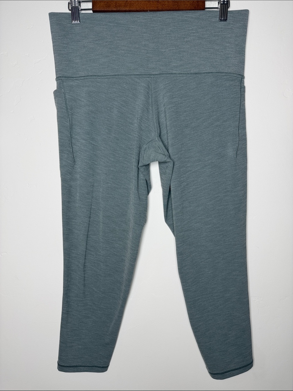 ATHLETA SALUTATION STASH POCKET I 7/8 TIGHT women’s leggings green grey 1X yoga